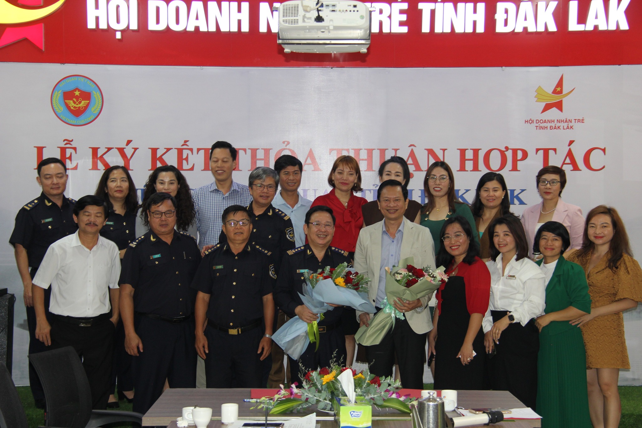 Lễ ký kết Hợp tác giữa Cục Hải quan tỉnh Đắk Lắk & Hội doanh nhân trẻ tỉnh Đắk Lắk