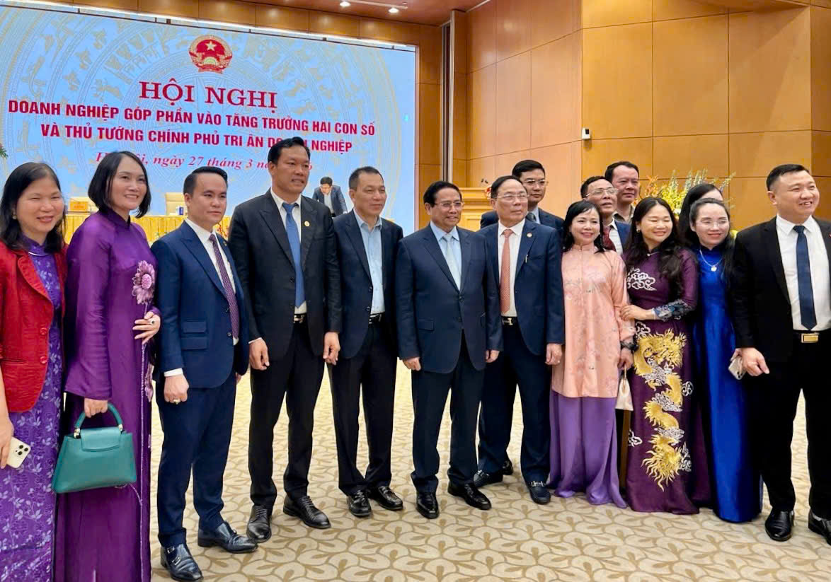 Đại diện Hội DNT Đắk Lắk dự hội nghị “doanh nghiệp góp phần vào tăng trưởng hai con số và Thủ Tướng Chính Phủ tri ân doanh nghiệp”do Thủ Tướng Chính Phủ Phạm Minh Chính chủ trì