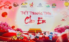 Hội Doanh nhân trẻ tỉnh Đắk Lắk tổ chức chương trình “Tết Trung thu cho em” và phát 265 xuất quà tại Xã Ea Tu, Tp. Buôn Ma Thuột