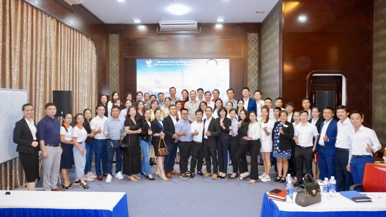 HỘI DOANH NHÂN TRẺ TỈNH ĐẮK LẮK TỔ CHỨC KHÓA ĐÀO TẠO “NÂNG TẦM LÃNH ĐẠO DOANH NGHIỆP” 01/10/2022
