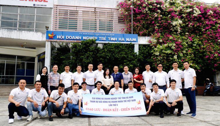 Lễ xuất quân của CLB bóng đá doanh nghiệp trẻ tỉnh Hà Nam đến với giải bóng đá doanh nhân trẻ toàn quốc lần thứ V năm 2022 tại TP Buôn Ma Thuột