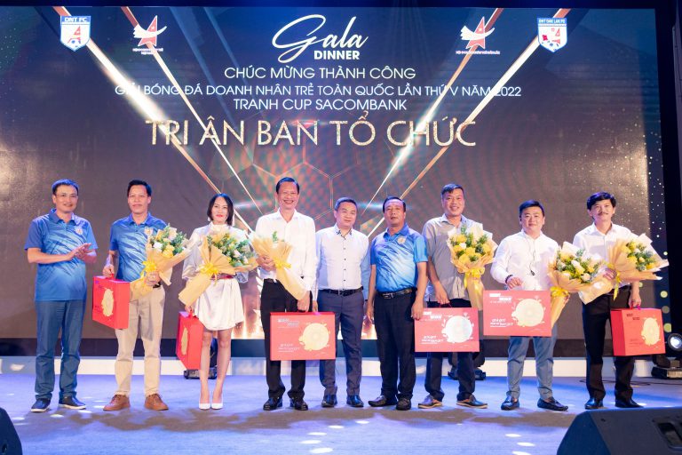 Tri ân ban tổ chức, ban chỉ đạo giải vô địch bóng đá Doanh nhân trẻ toàn quốc lần thứ V năm 2022