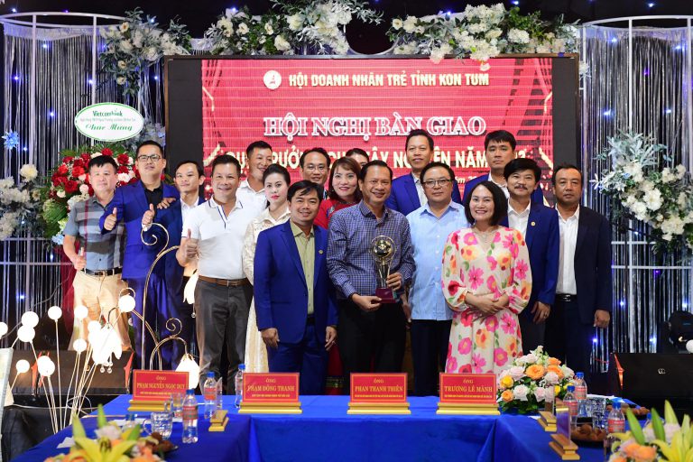 HỘI DOANH NHÂN TRẺ ĐẮK LẮK ĐƯỢC BẦU LÀ CỤM TRƯỞNG CỤM DOANH NHÂN TRẺ KHU VỰC TÂY NGUYÊN