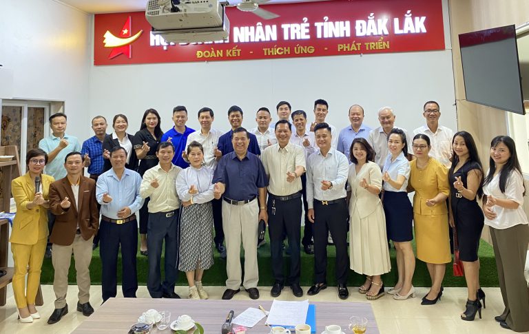 CHƯƠNG TRÌNH CÀ PHÊ DOANH NHÂN VỚI LÃNH ĐẠO TỈNH SÁNG THỨ BA NGÀY 15/08/2023