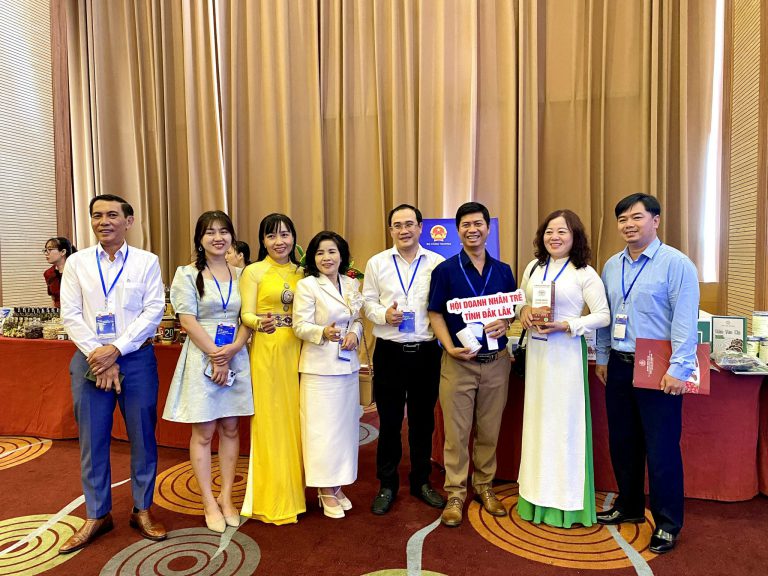 HỘI DOANH NHÂN TRẺ TỈNH ĐẮK LẮK THAM DỰ HỘI NGHỊ XÚC TIẾN THƯƠNG MẠI VÀ PHÁT TRIỂN XUẤT NHẬP KHẨU VÙNG TÂY NGUYÊN