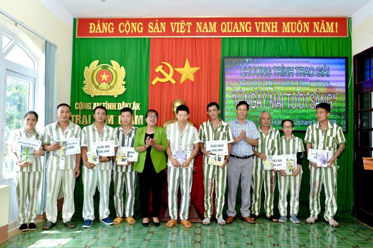 HỘI DNT TỈNH ĐẮK LẮK THAM DỰ CHƯƠNG TRÌNH HỘI NGHỊ GIA ĐÌNH PHẠM NHÂN ĐƯỢC TỔ CHỨC TẠI TRẠI TẠM GIAM CA TỈNH SÁNG NGÀY 28/06/2024
