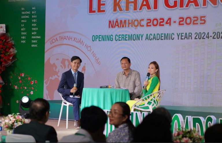 HỘI DOANH NHÂN TRẺ TỈNH ĐẮK LẮK THAM DỰ LỄ KHAI GIẢNG NĂM HỌC 2024 – 2025 TẠI TRƯỜNG ĐẠI HỌC ĐÔNG Á